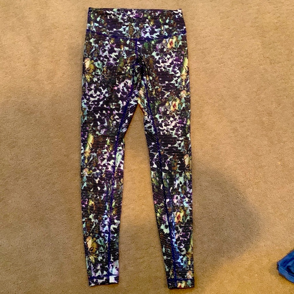 Fun colored LULULEMON leggings